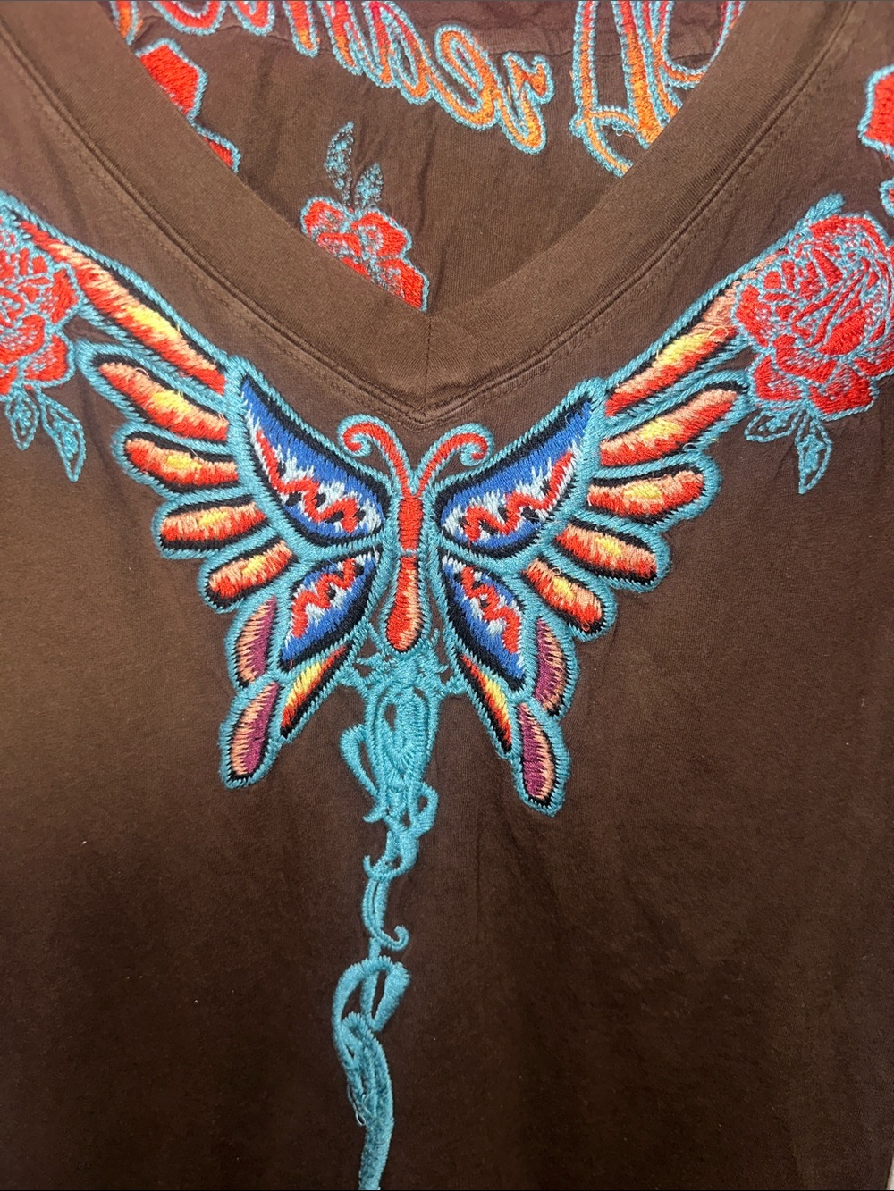 JWLA Brown Long-Sleeve V-Neck Tee with Embroidered Butterfly & Roses - Picture 5 of 8